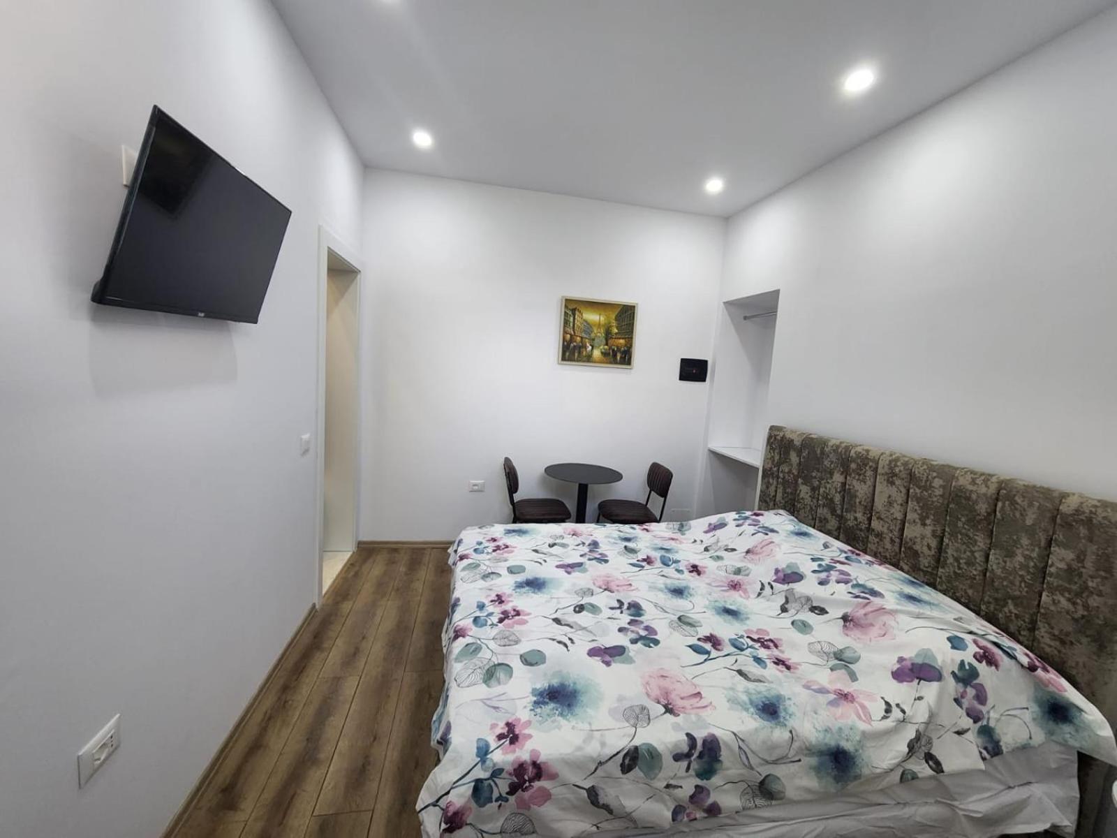 Vila 21 At Blloku Area Tirana Extérieur photo