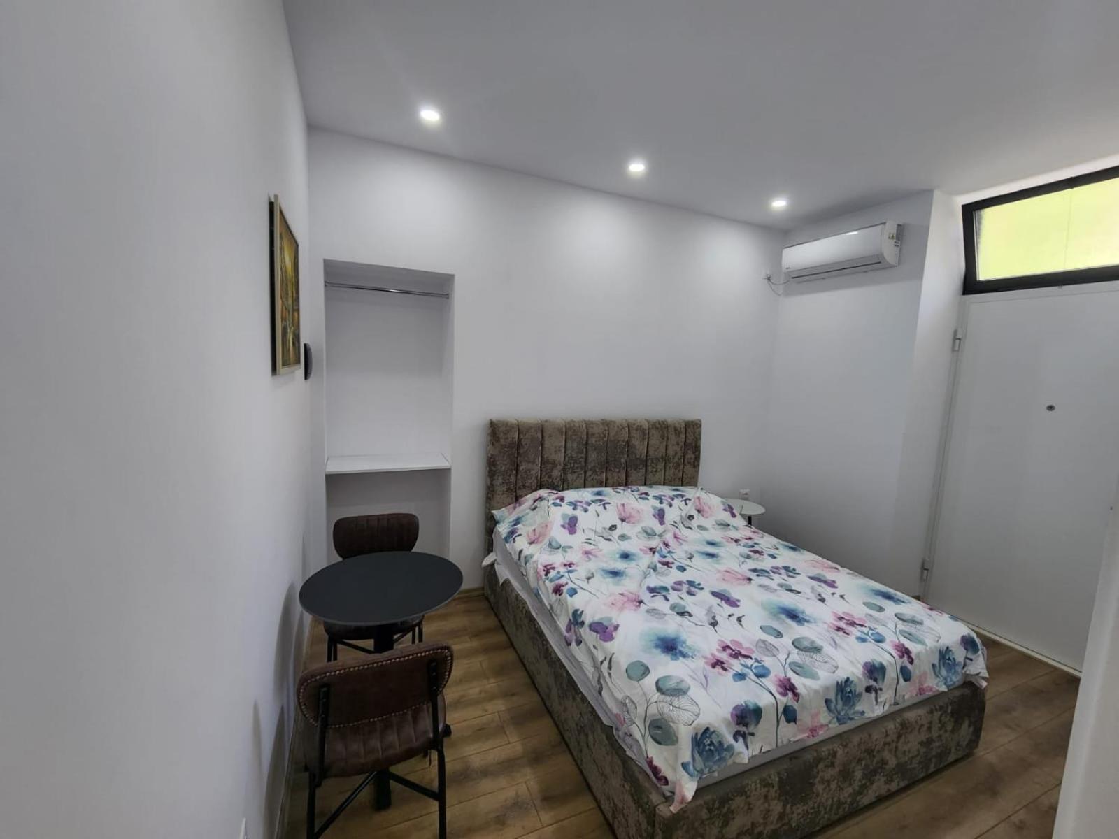 Vila 21 At Blloku Area Tirana Extérieur photo