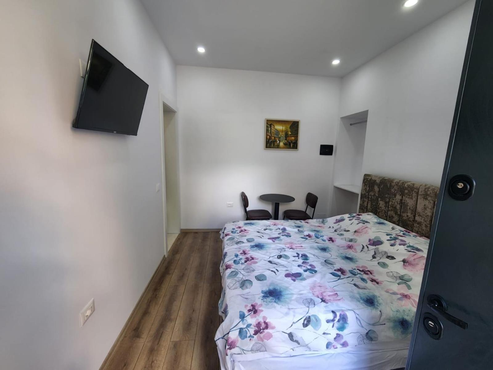 Vila 21 At Blloku Area Tirana Extérieur photo